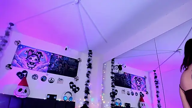 SabrinaV  online show from January 2026 11:25:01 AM