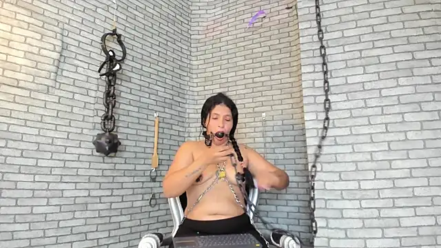 Snapshot of BDSM_MEDUZA chatting on October 2025 01:23:01 PM BDSM MEDUZA online show from October 2025 01:23:01 PM