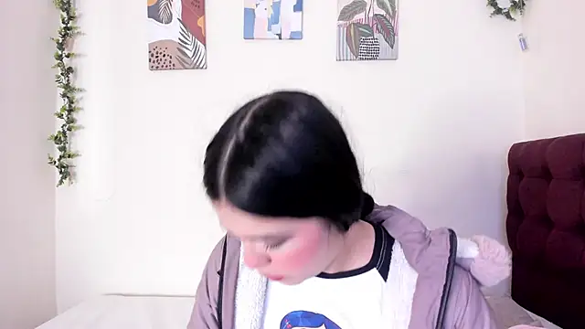 Dulcee 1 online show from December 2025 11:12:01 AM