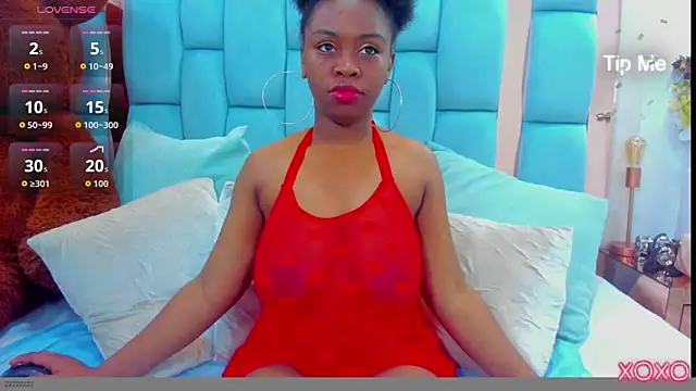 hazellanee online show from April 2026 03:24:02 AM