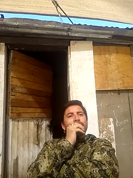 Snapshot of Lionardovssf35 chatting on September 2025 03:17:01 PM Lionardovssf35 online show from September 2025 03:17:01 PM