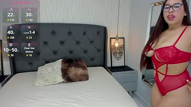 JULIETABONET online show from March 2026 12:28:01 PM