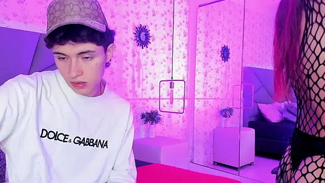 Snapshot of meganandtylerr19 chatting on November 2025 12:05:01 PM meganandtylerr19 online show from November 2025 12:05:01 PM