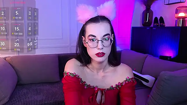 Snapshot of EmmaJakson chatting on October 2025 03:44:01 PM EmmaJakson online show from October 2025 03:44:01 PM