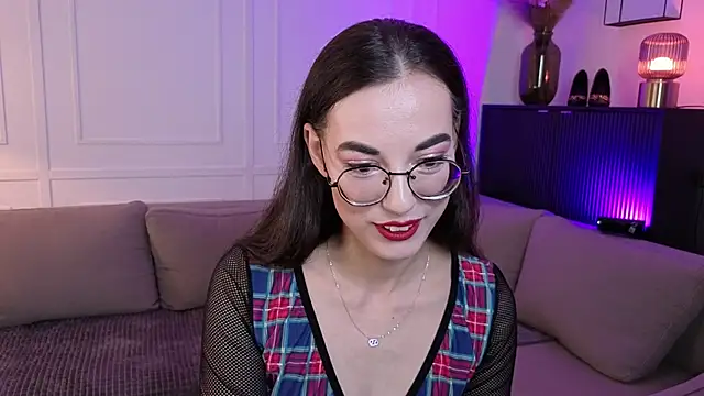 Snapshot of EmmaJakson chatting on September 2025 02:21:02 PM EmmaJakson online show from September 2025 02:21:02 PM