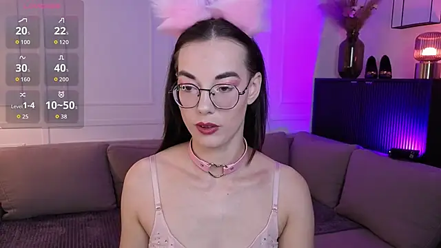 Snapshot of EmmaJakson chatting on September 2025 04:12:02 PM EmmaJakson online show from September 2025 04:12:02 PM