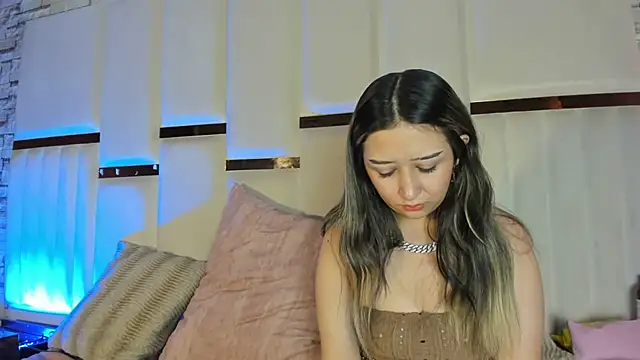 ANLLELOAndANGELA online show from April 2026 05:16:01 PM