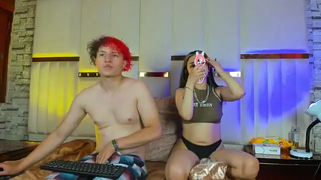 ANLLELOAndANGELA online show from December 2025 06:42:02 PM