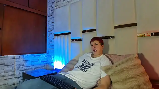 ANLLELOAndANGELA online show from March 2026 04:03:02 PM