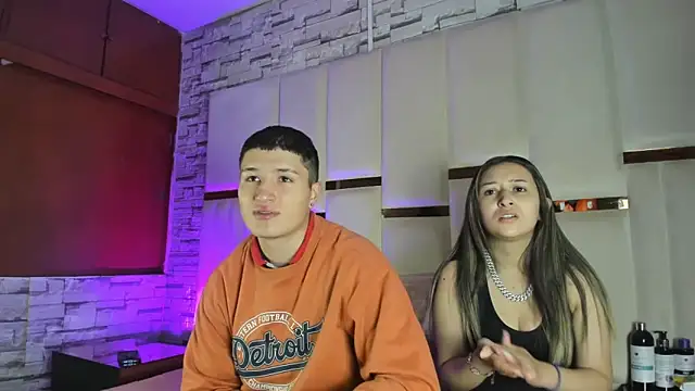 ANLLELOAndANGELA online show from April 2026 05:10:02 PM