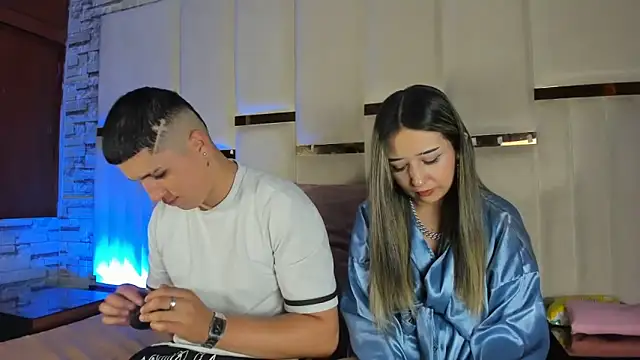 ANLLELOAndANGELA online show from April 2026 04:11:02 PM