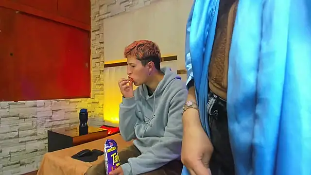 ANLLELOAndANGELA online show from February 2026 04:40:01 PM