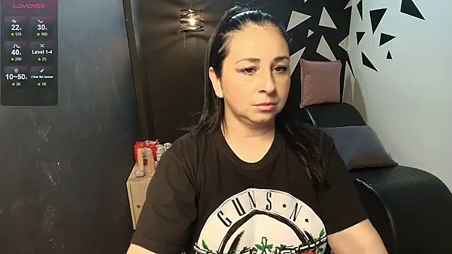 AgataThompson  online show from November 2025 06:00:02 PM