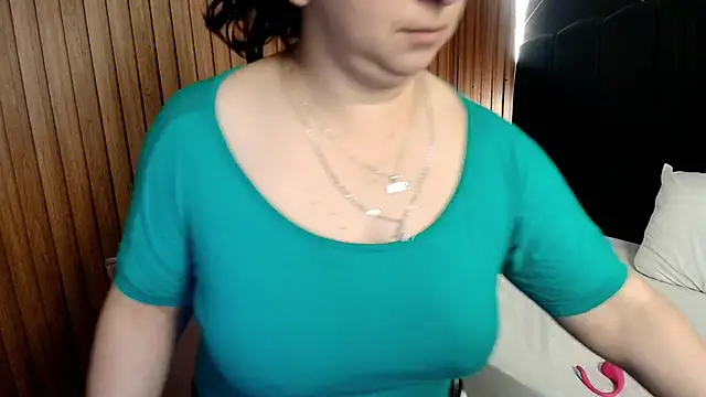 AgataThompson  online show from February 2026 08:50:02 PM