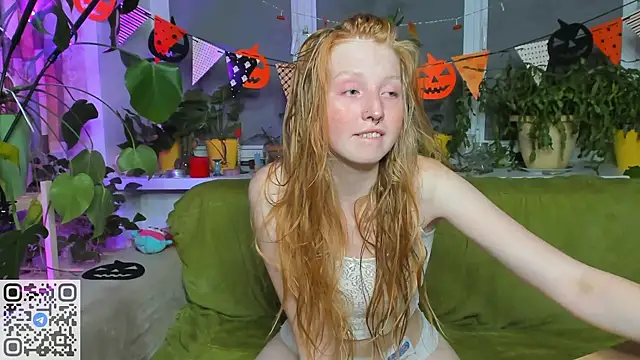 Snapshot of RitaSweety18 chatting on October 2025 05:35:02 PM RitaSweety18 online show from October 2025 05:35:02 PM