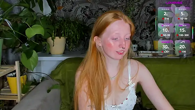 Snapshot of RitaSweety18 chatting on October 2025 10:55:02 PM RitaSweety18 online show from October 2025 10:55:02 PM