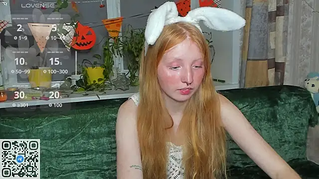 Snapshot of RitaSweety18 chatting on October 2025 07:04:02 PM RitaSweety18 online show from October 2025 07:04:02 PM