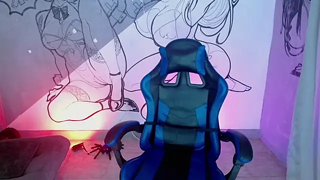 deivid bigcock1 online show from November 2025 12:26:01 AM