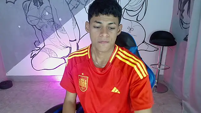 deivid bigcock1 online show from November 2025 12:11:02 AM