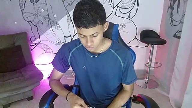 deivid bigcock1 online show from November 2025 07:07:01 PM