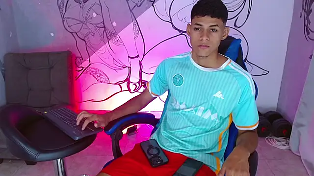 deivid bigcock1 online show from February 2026 12:22:01 AM