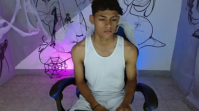 deivid bigcock1 online show from October 2025 10:54:02 PM