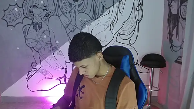 deivid bigcock1 online show from November 2025 12:09:01 AM