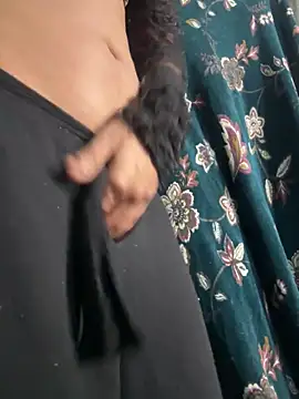 DAMinii  online show from November 2025 06:45:02 PM