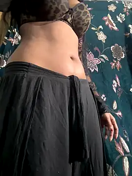 DAMinii  online show from December 2025 06:03:01 PM