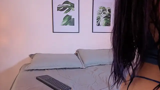 afrodita aares online show from March 2026 07:48:02 PM