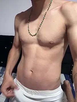juancho0400 online show from March 2026 04:39:01 PM