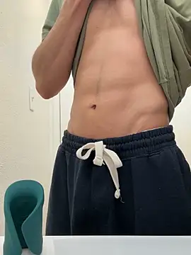 gymratforyouu online show from November 2025 12:15:01 AM