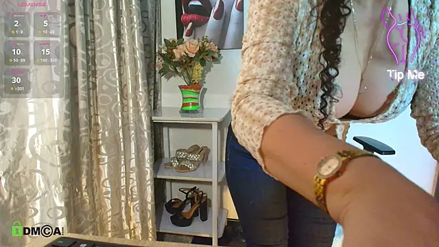 Lina 444 online show from October 2025 11:05:01 PM