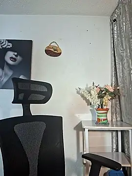 Lina 444 online show from December 2025 12:16:02 AM