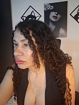 Lina 444 online show from May 2026 01:31:02 AM