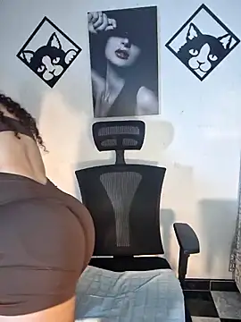 Lina 444 online show from April 2026 01:07:01 AM