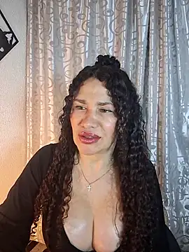 Lina 444 online show from April 2026 01:40:01 AM