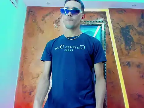 Snapshot of Noha_Deluxe chatting on September 2025 02:12:01 PM Noha Deluxe online show from September 2025 02:12:01 PM
