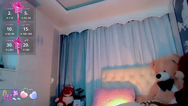 Snapshot of Julia_Bulette1 chatting on July 2026 01:14:02 AM Julia Bulette1 online show from July 2026 01:14:02 AM