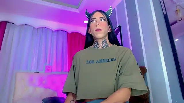 Julia Bulette1 online show from April 2026 01:06:02 PM