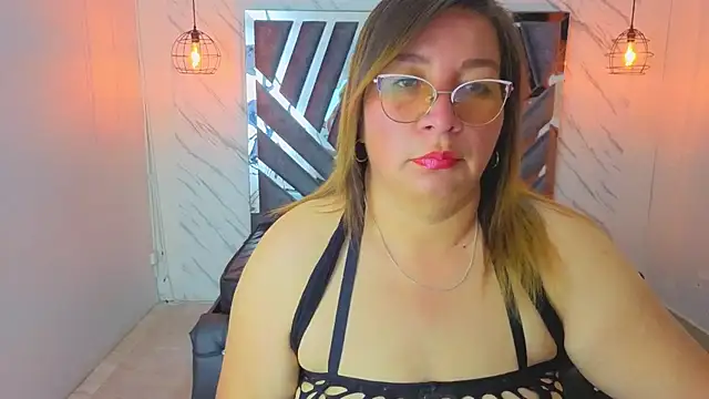 MaylinRosse  online show from June 2026 06:18:02 PM