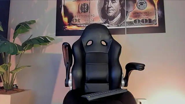 chrizmacgregor online show from March 2026 12:15:02 AM