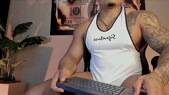 chrizmacgregor online show from January 2026 11:36:01 PM