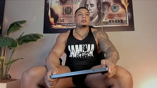 chrizmacgregor online show from February 2026 02:20:01 AM