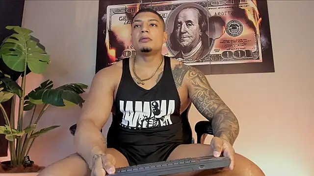 chrizmacgregor online show from December 2025 02:06:01 AM