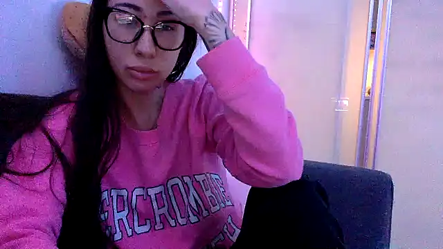 Snapshot of pinkybaby444 chatting on December 2025 02:50:01 AM pinkybaby444 online show from December 2025 02:50:01 AM