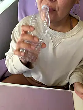 sw33th3art online show from January 2026 04:22:01 PM