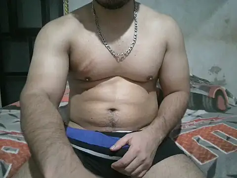 Alcee490 online show from November 2025 02:32:02 AM