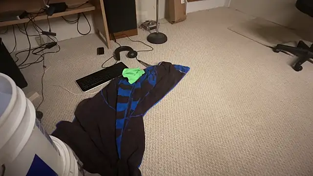 Doanything4you online show from March 2026 11:08:01 PM