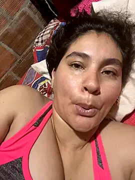 Snapshot of lunasexyhot18 chatting on October 2025 06:42:01 PM lunasexyhot18 online show from October 2025 06:42:01 PM